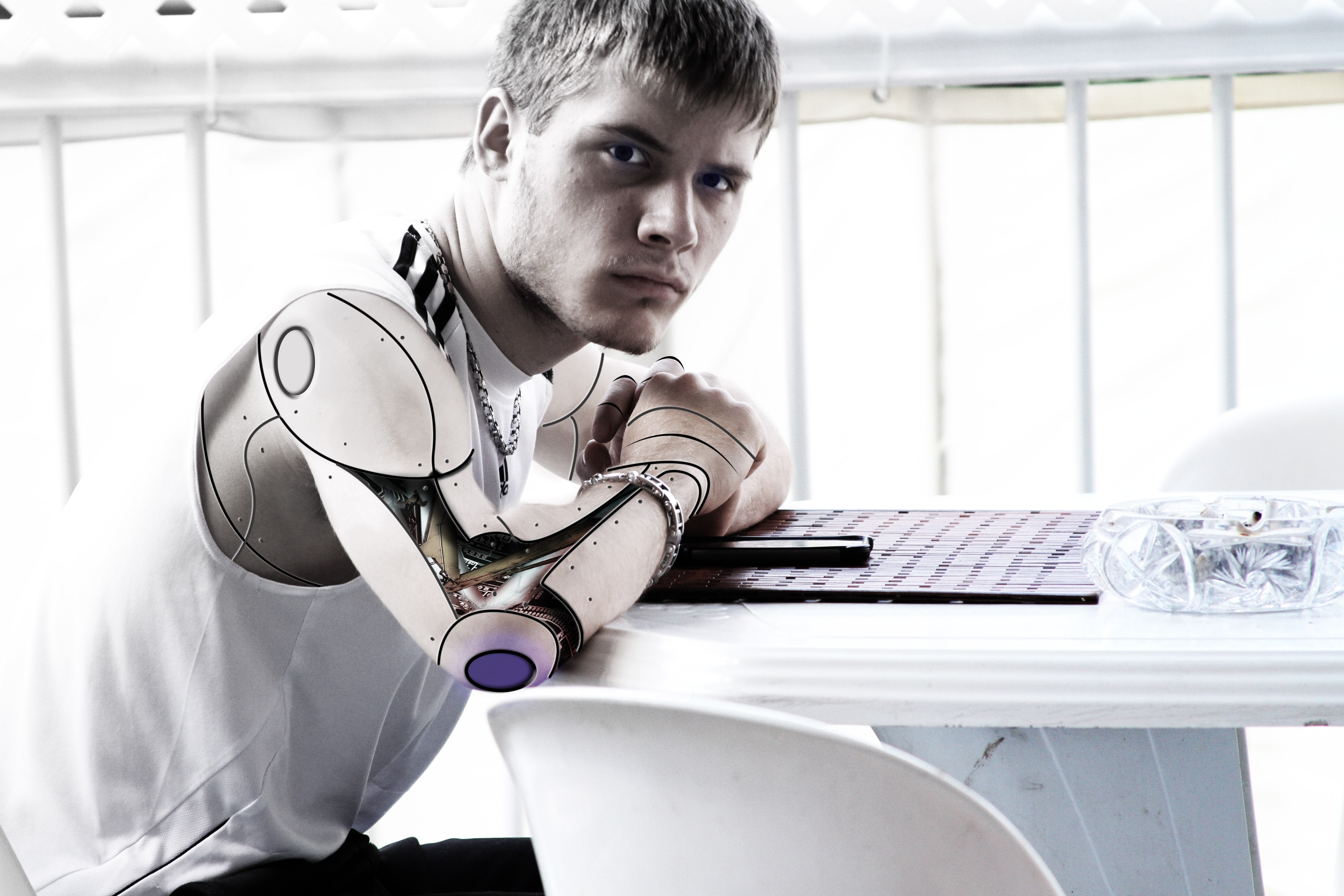 Technology and the Human Body. From Egyptian Prostheses to Cyborgs